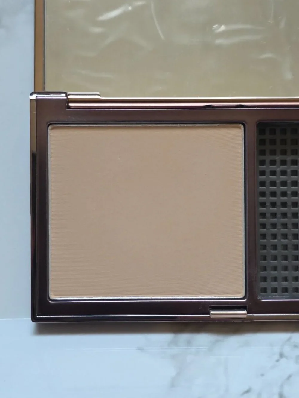 Urban Decay FAIR NEUTRAL Naked Skin Ultra Definition Powder Foundation